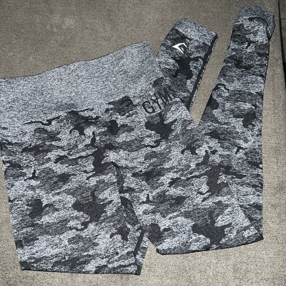 Gymshark Camo Adapt Leggings Small